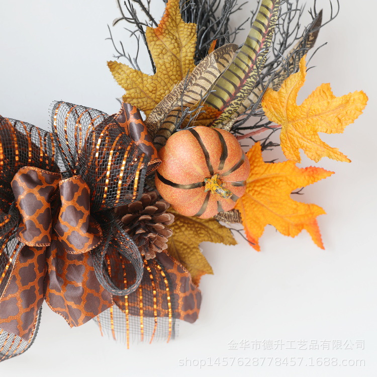 Desheng Cross-border E-commerce Amazon Halloween simulation maple leaf pumpkin Ribbon wall hanging vine ring wreath decoration pic 8