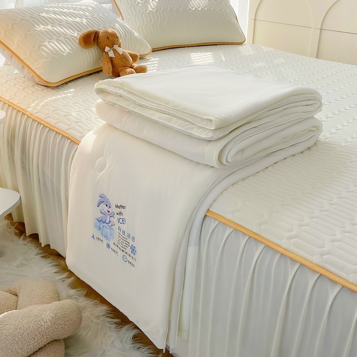 Thai solid-color cool silk latex bed skirt style cool mat four-piece set, air-conditioned quilt, soft cool mat, cool mat, summer cool quilt pic 15