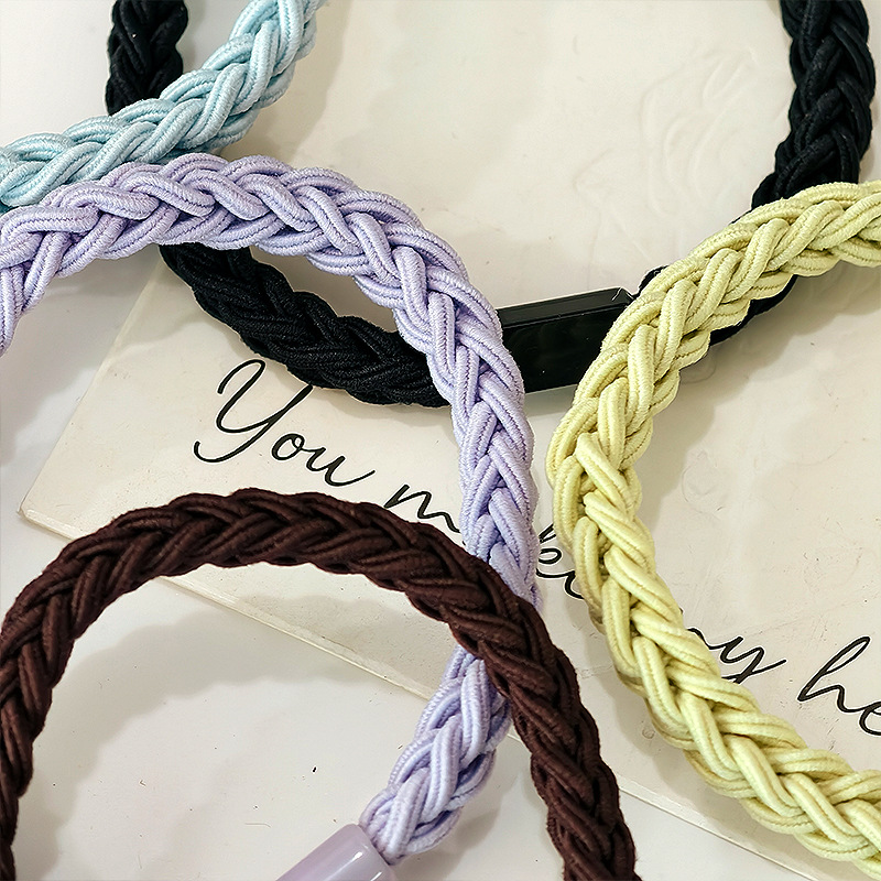 The basic hair band is highly elastic and durable. It can be used to tie a ponytail or hair. There are rubber bands, leather straps, hair ties, and leather straps for women. New style for 2025 pic 9