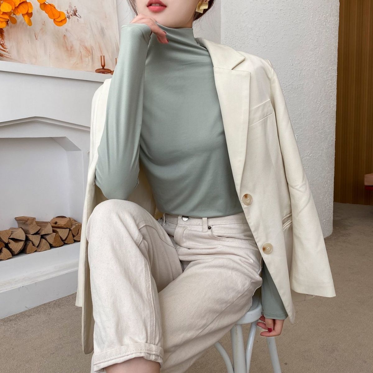 For autumn and winter, pair a semi-high-neck Korean-style mask base layer with a versatile, thick, stylish and slimming long-sleeved T-shirt for ladies pic 18