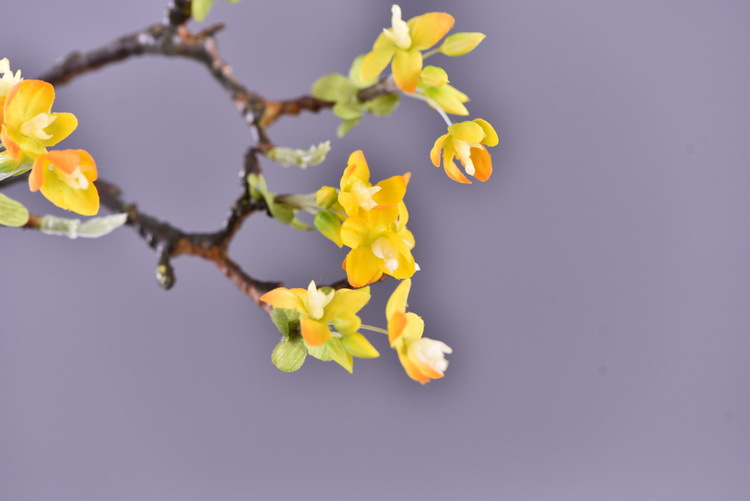 Factory wholesale of high-end artificial flowers, artificial purple rosewood flowers, soft decoration floral art for hotel and homestay model rooms, and artificial locust flowers pic 6