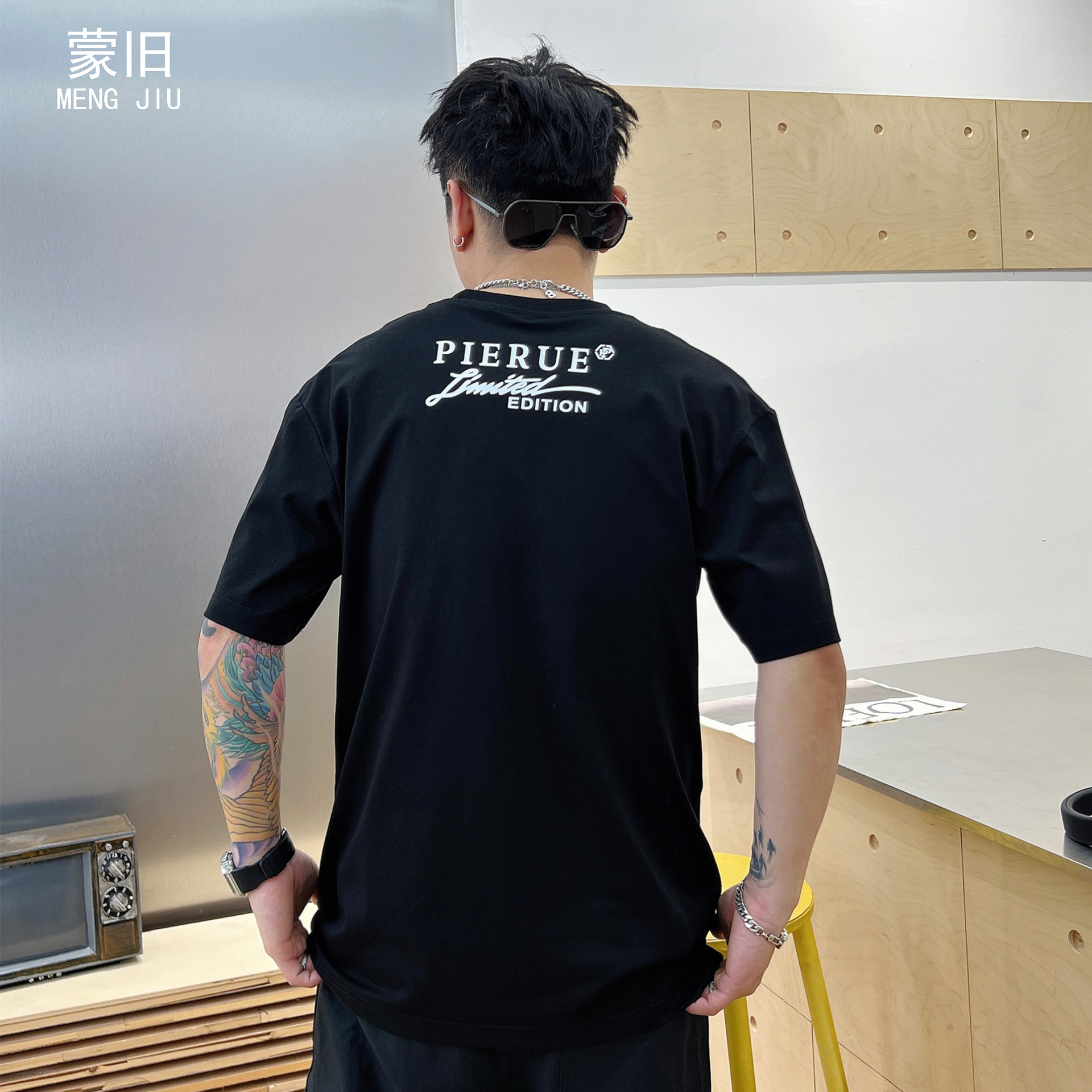 潮牌ins夏季新款t恤男宽松纯棉短袖潮流印花烫钻圆领半袖男士上衣详情15