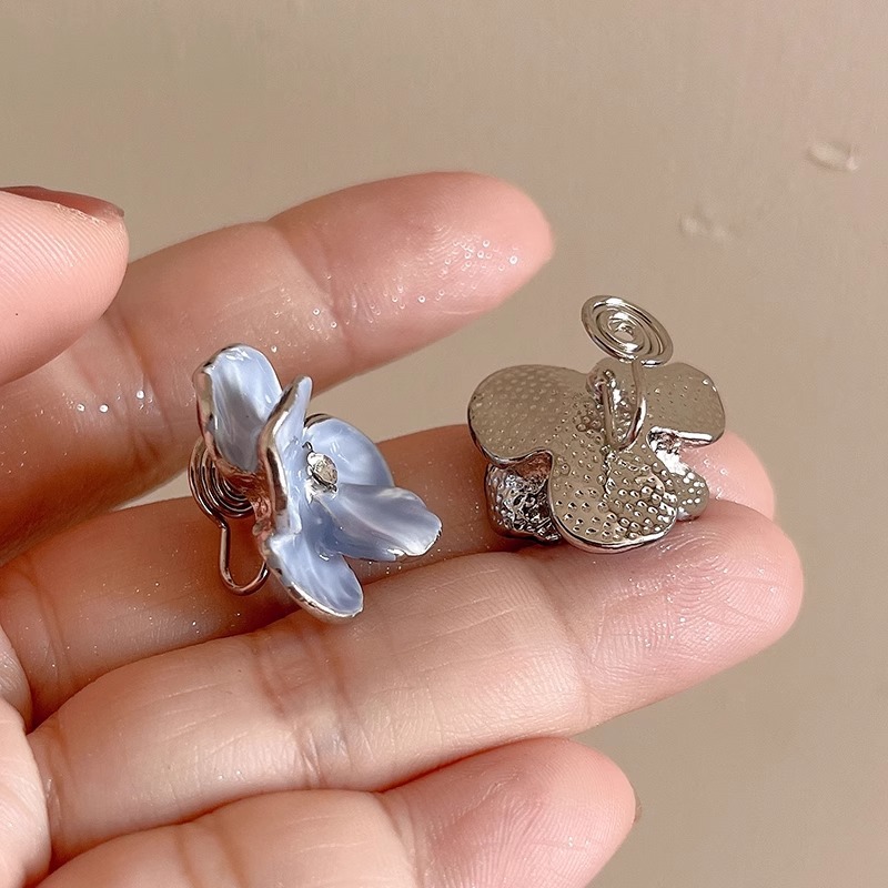 Blue flower earrings, mosquito-repellent incense plate ear clips, no holes, high-end, niche retro style, light luxury stud earrings, Korean-style earrings pic 18