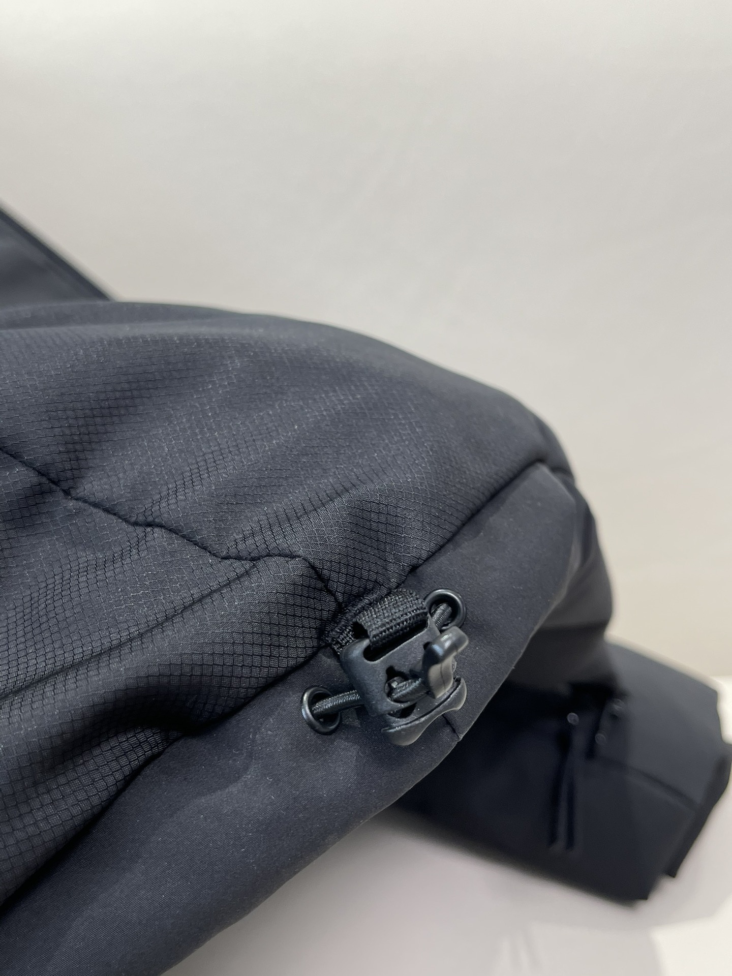 070607 Clearance sale of Men's basic solid color warm goose down Winter two-color hooded zipper down jackets pic 18