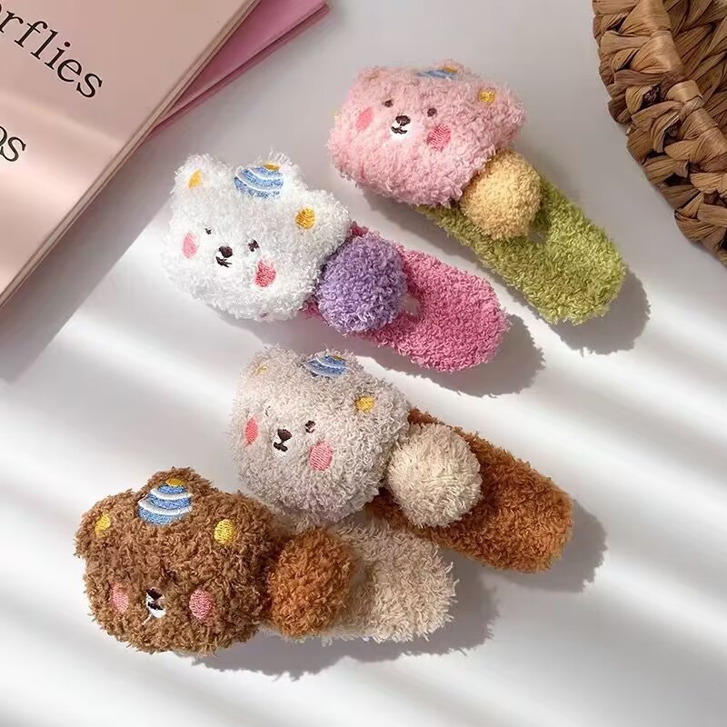 新款韩国秋冬毛绒布丁熊可爱鸭嘴夹大号发夹女后脑勺盘发发卡头饰详情10