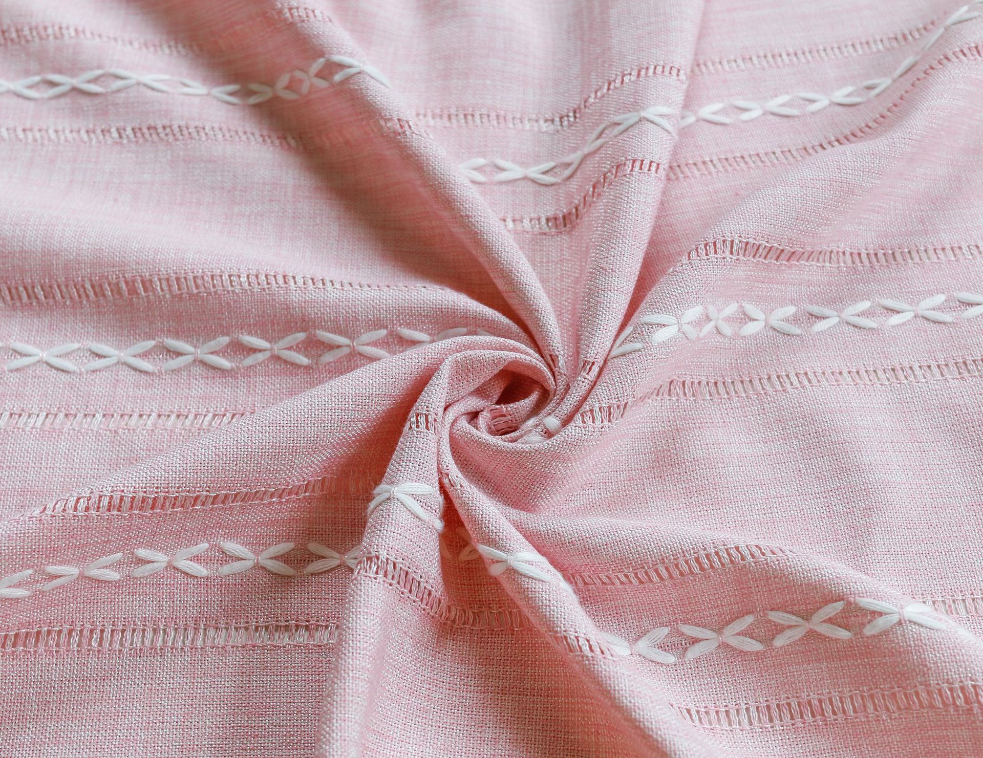 Cross-border retro country tablecloth, green hollowed-out decoration, cotton and linen tablecloth, embroidered decoration, party restaurant picnic mat pic 14