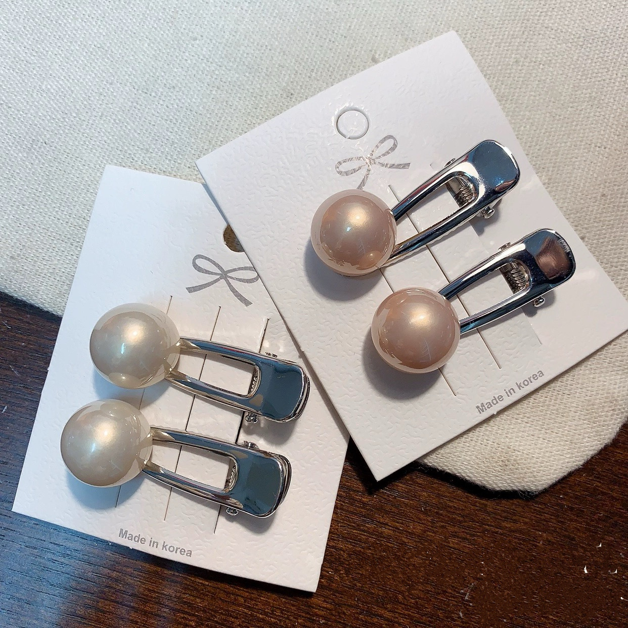 High-gloss pearl InS-style alloy hairpin for Spring 2024, new side bangs princess forehead hairpin pic 21