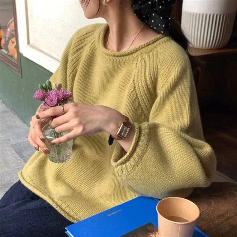 Korean-style puffed solid color pullover sweater for women, gentle and loose knitted top, versatile, laid-back style, fashionable and soft sweater pic 13