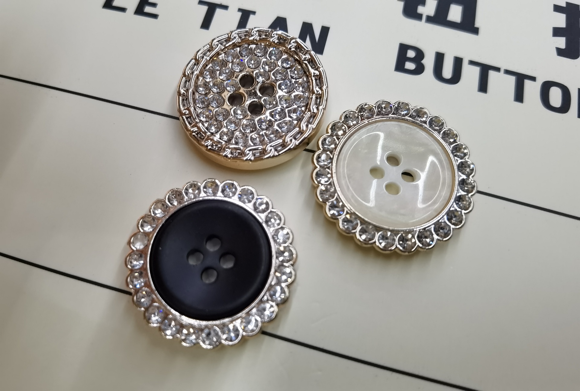 Metal pearl round button cardigan, sweater, windbreaker, chanel-style diamond-encrusted button coat, versatile buttons pic 25