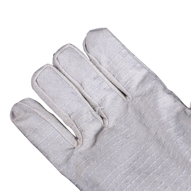 8832740744_1723739734 拷贝