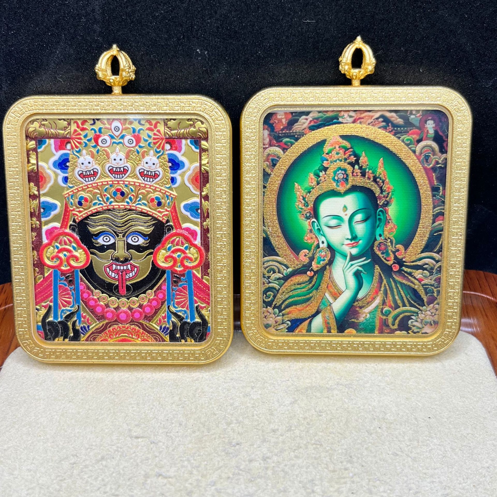 藏式半手绘双面唐卡吊坠 扎基拉姆唐卡 五台山龙五爷黄铜工艺品详情19