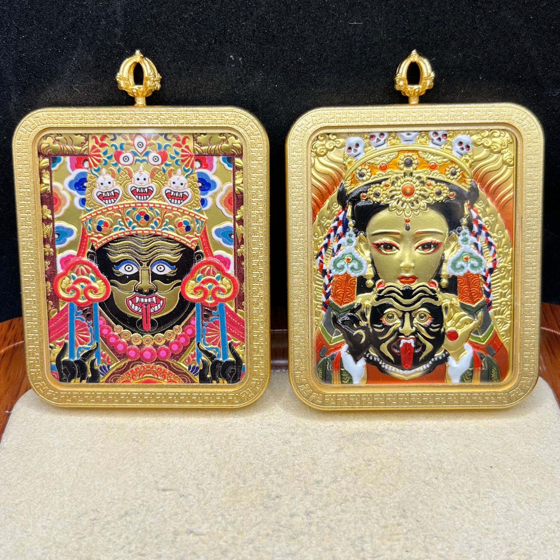 藏式半手绘双面唐卡吊坠 扎基拉姆唐卡 五台山龙五爷黄铜工艺品详情22