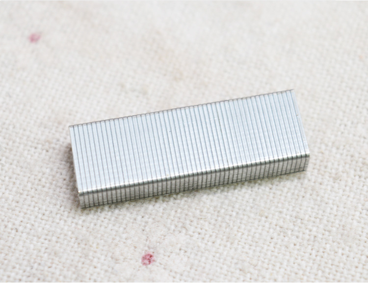 Factory direct sales and wholesale of No. 10 staples, small binding pins, office special No. 10 staples, cultural and educational industrial staples pic 6