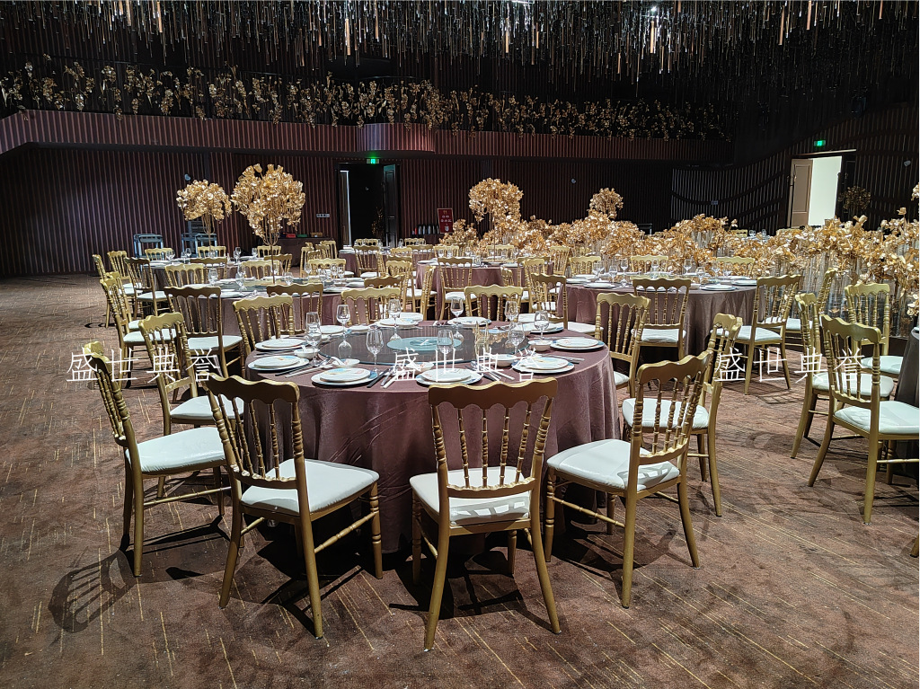 Hangzhou Banquet Center dining tables and chairs Hotel theme wedding bamboo joint chairs, European-style wedding castle chairs, wedding banquet folding chairs pic 6
