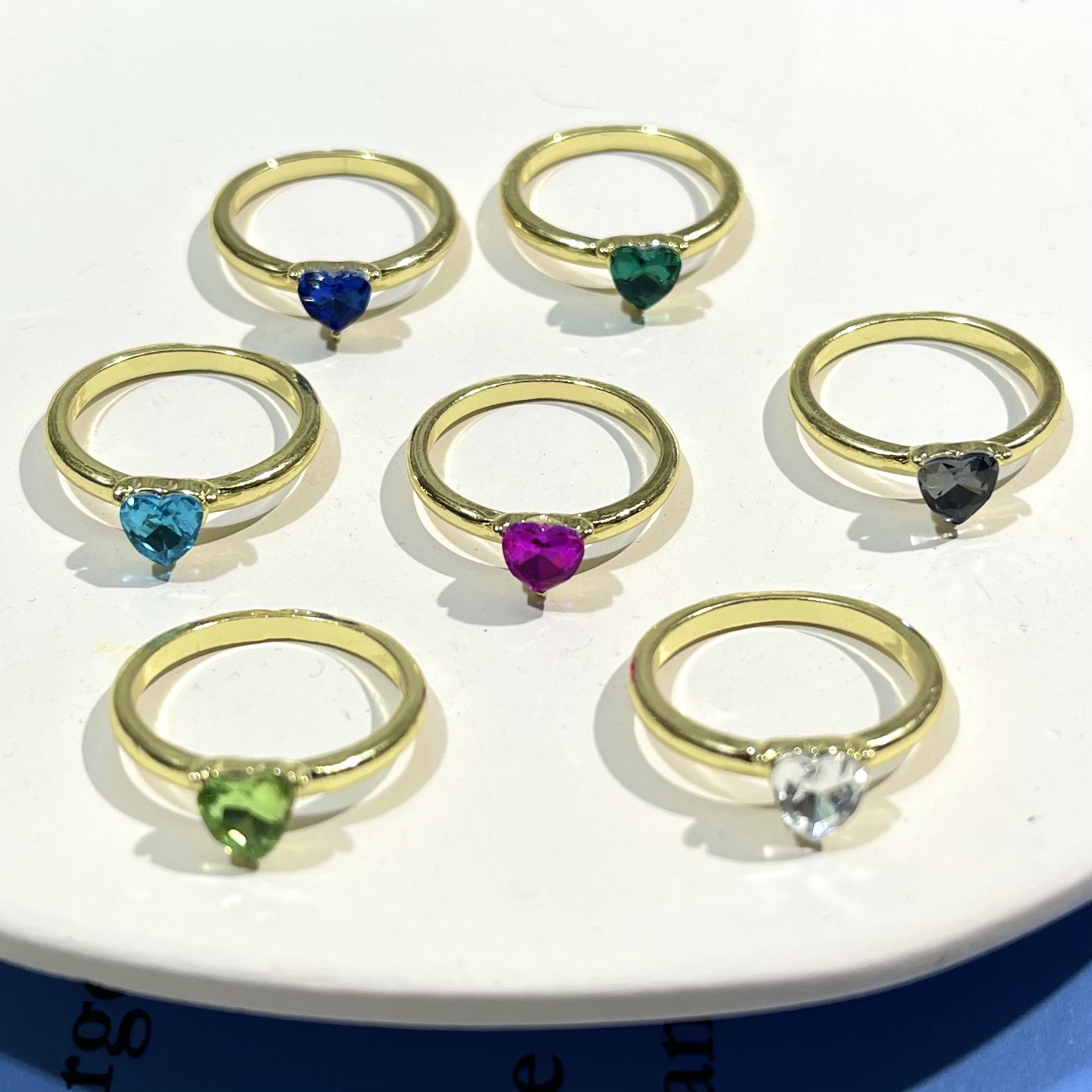 Cross-border exclusive zircon inlaid ring, Instagram style, recommended by a blogger, metal gold-plated heart-shaped ring factory direct sales pic 3