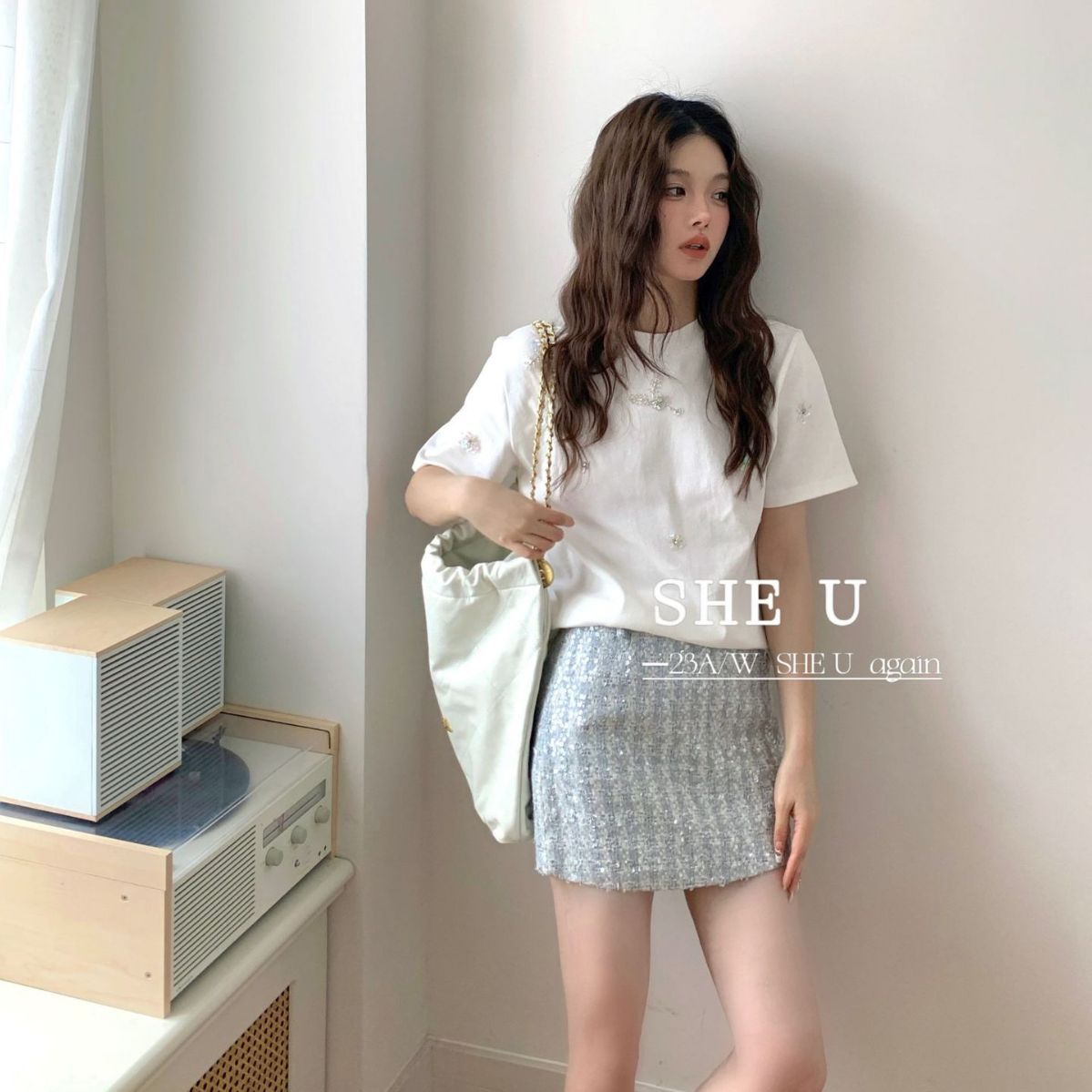 SHE U十三行2023秋季新款法式时尚立体胶花T恤女宽松百搭短袖上衣详情2