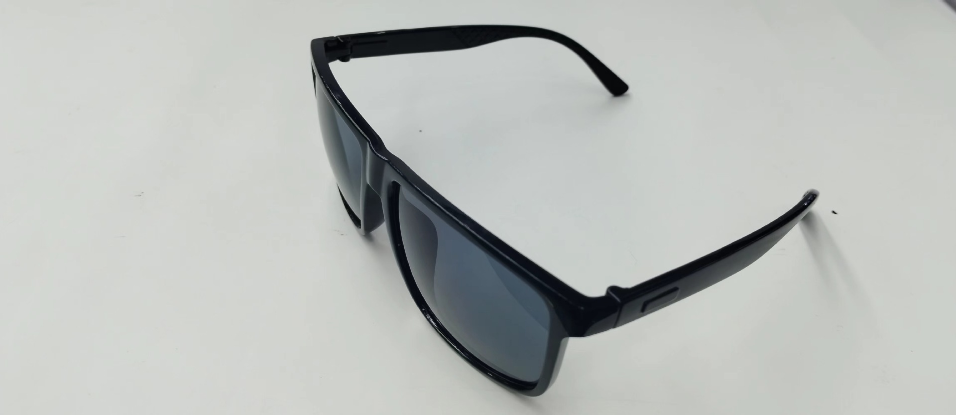 2024新款男士塑料休闲运动太阳镜 时尚轻便地摊墨镜 眼镜厂家直销批发 防紫外线保护眼睛详情17