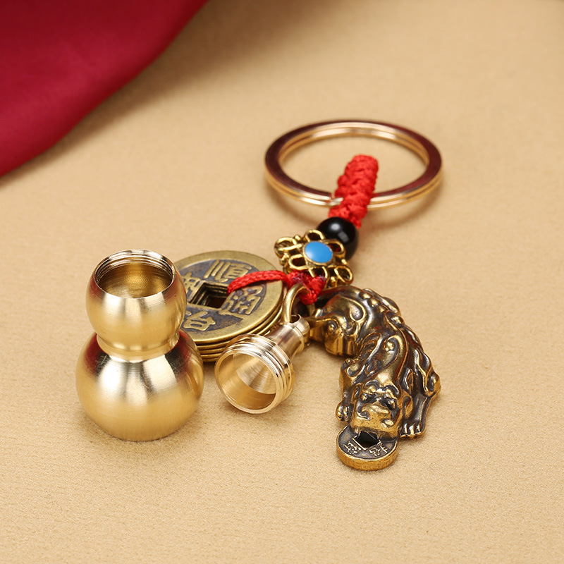 Pure brass Five Emperors coin keychains, bite coins, PI Xiu pendants, car keychains, direct supply from the manufacturer pic 15