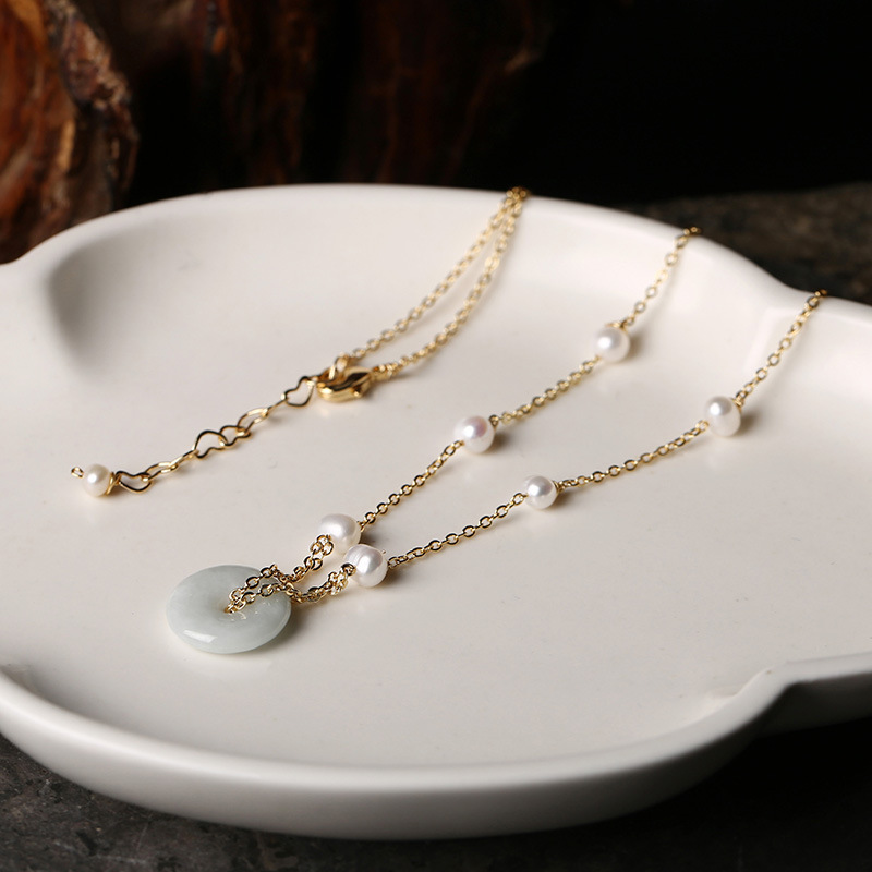 Original handcrafted 14k gold-encrusted pearl Hetian jade pendant, retro necklace, jade peace clasp, collarbone chain, elegant style pic 11