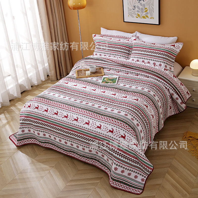 New Christmas snowflake reindeer quilted quilt, pure cotton bed cover three-piece set, breathable air-conditioned quilt, washable quilt wholesale pic 8
