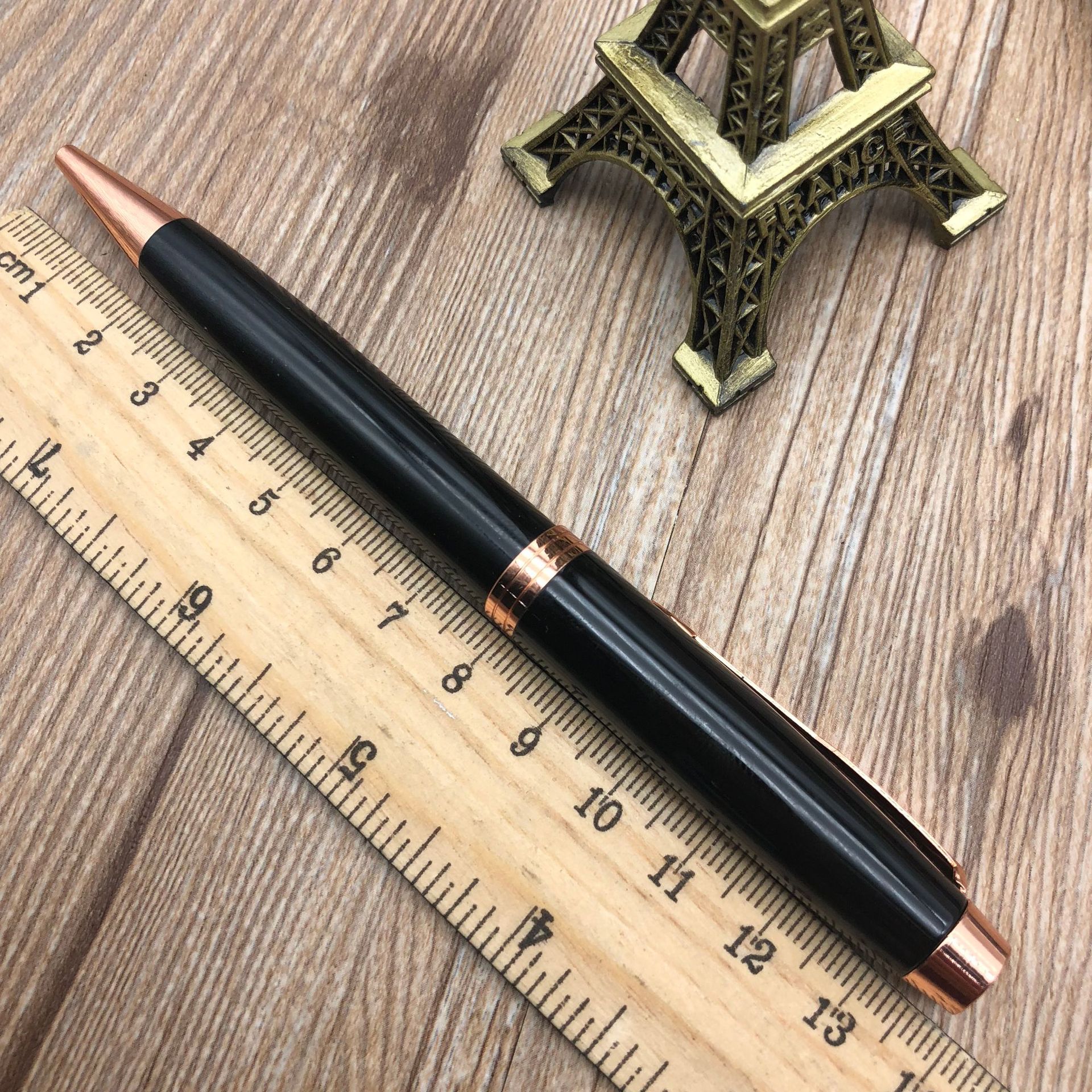 New manufacturer wholesale all-metal ballpoint pens, gift pens, advertising pens can be printed with logos pic 9