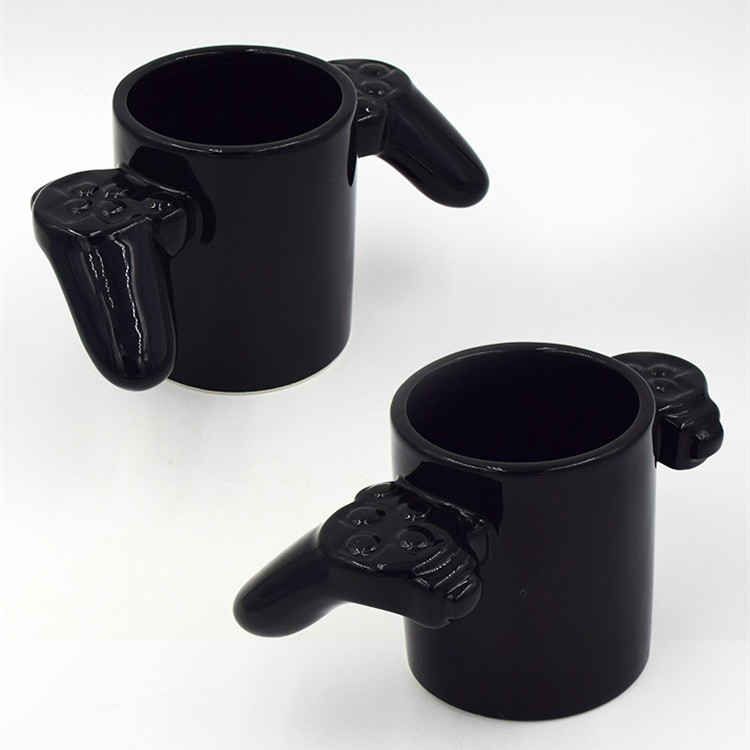 Cross-border creative game console shaped cups, black game controller cups, irregular-shaped coffee ceramic cups, one-piece consignment pic 2