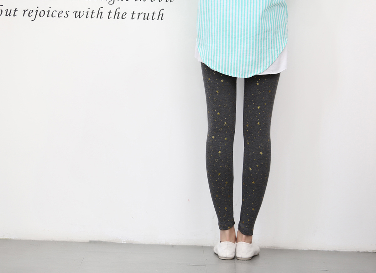 The new basic slimming style from Dongdaemun, South Korea, featuring star-studded nine-inch skinny leggings pic 29