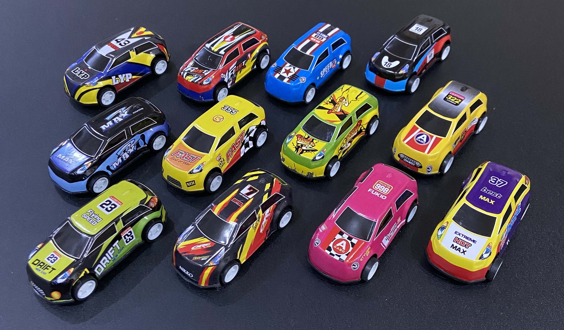 迷你合金铁皮飞机回力越野小汽车儿童玩具厂家批发仿真模型礼品套详情4