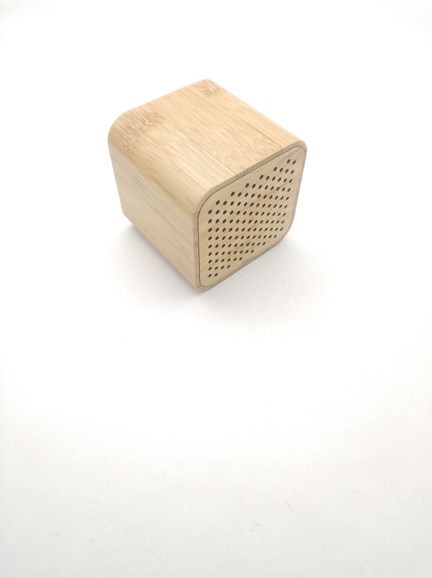 ZM3 new solid pure bamboo and wood Bluetooth speaker, wireless subwoofer, computer pair, gift speaker pic 3
