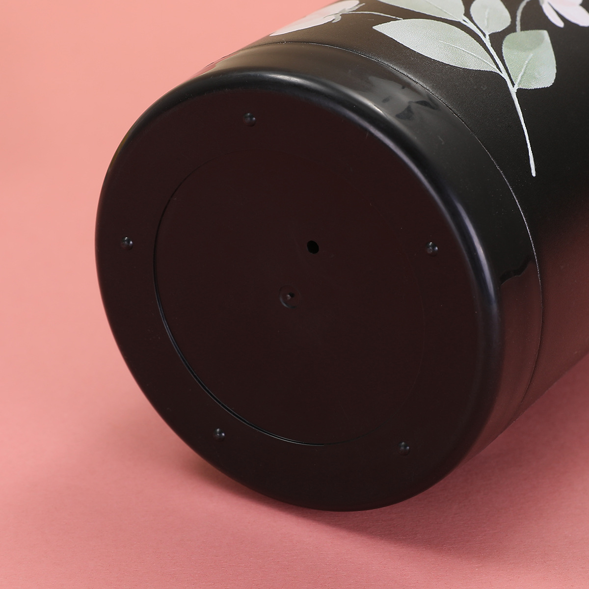 新款316不锈钢保温杯高颜值可乐熊手提壶户外随行便携运动水壶详情10