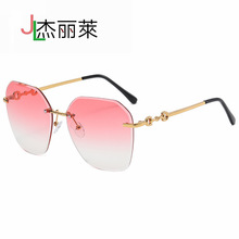 新款户外偏光太阳镜 外贸男士运动驾驶方框骑行墨镜 热卖眼镜D731详情16