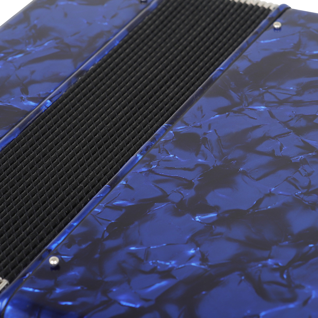 The 22-key 8-bass Bayan accordion is a student and adult keyboard instrument pic 20