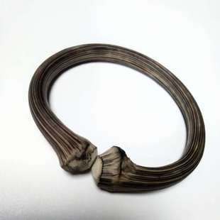 Factory direct sales of resin imitation sea willow 108-piece three-loop bracelet suitable for both men and women, natural style sea Willow 108 Buddhist prayer beads bracelet pic 11