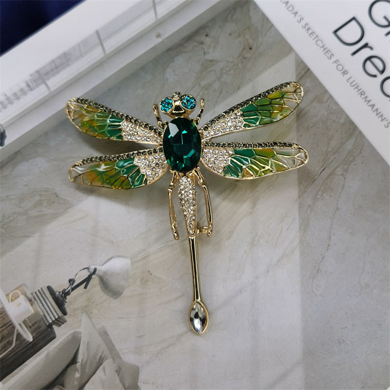 Custom-made dragonfly brooch with flapping wings and oil-dripping green crystal corsage pic 2