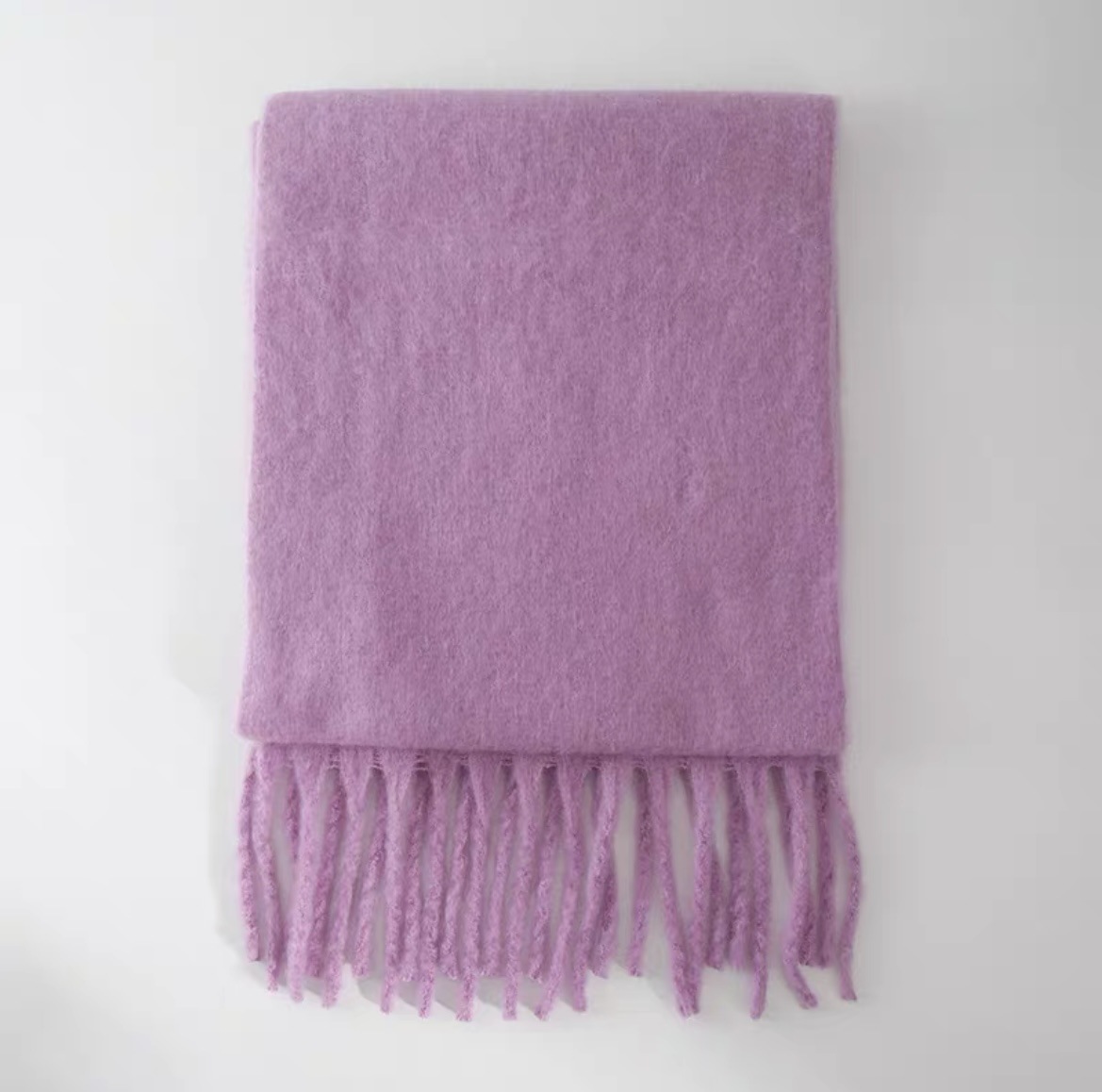 The 2024 new style scarf features solid mohair and winter macarons with thick tassels, providing warmth for ladies in autumn, winter and Christmas pic 14