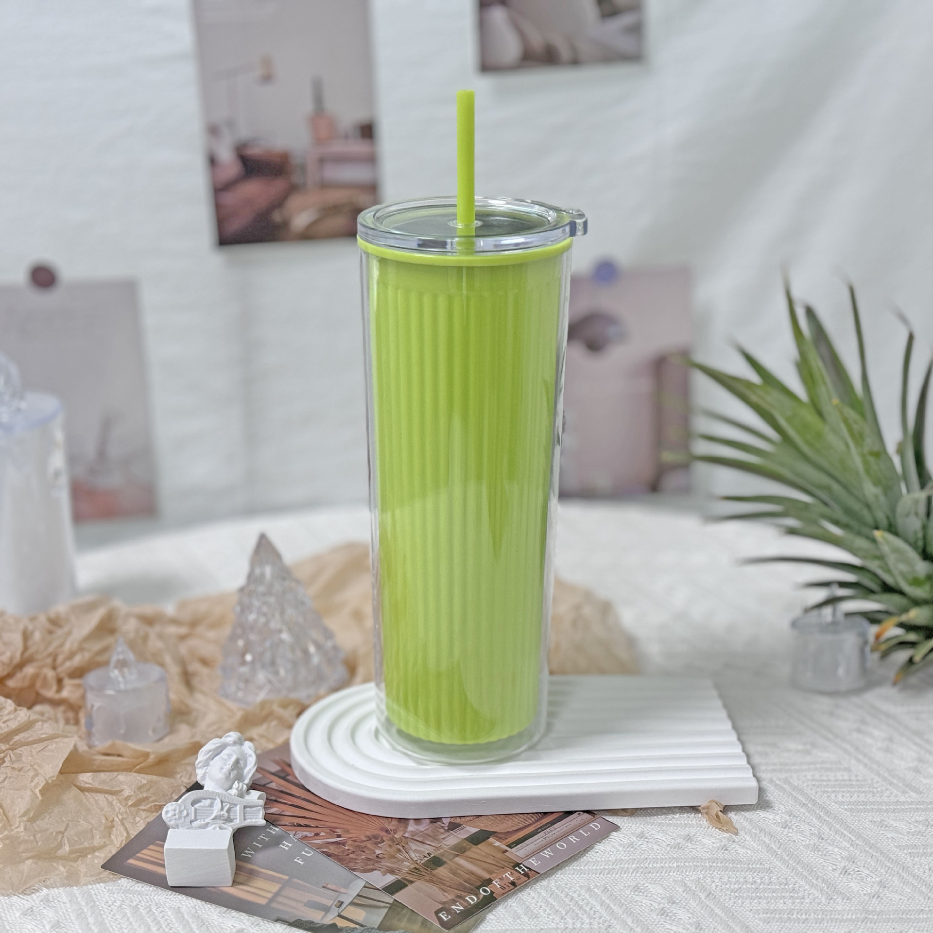 Wholesale of new summer internet-famous couple cups, plastic straw cups, and large-capacity plastic water cups for export with vertical patterns and straight bodies pic 19