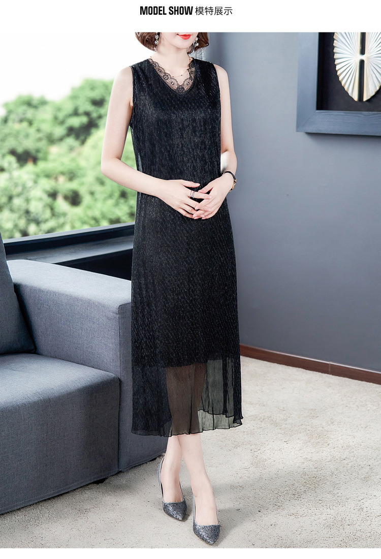 蕾丝连衣裙夏2024夏季新款女装韩版小黑裙时尚修身V领无袖连衣裙详情6