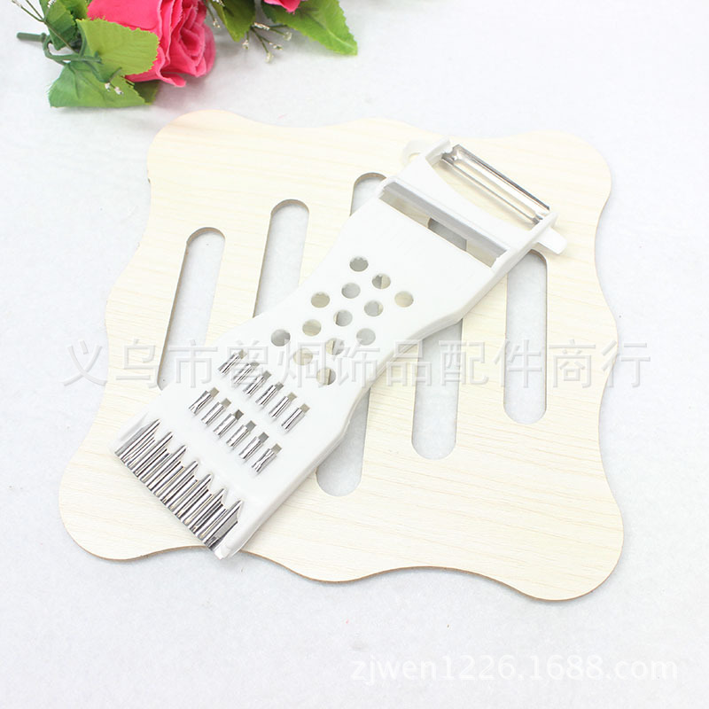 White multi-functional fruit and melon peeler, fruit peeler, one yuan wholesale street stall, one yuan two yuan small commodities and small general merchandise pic 6