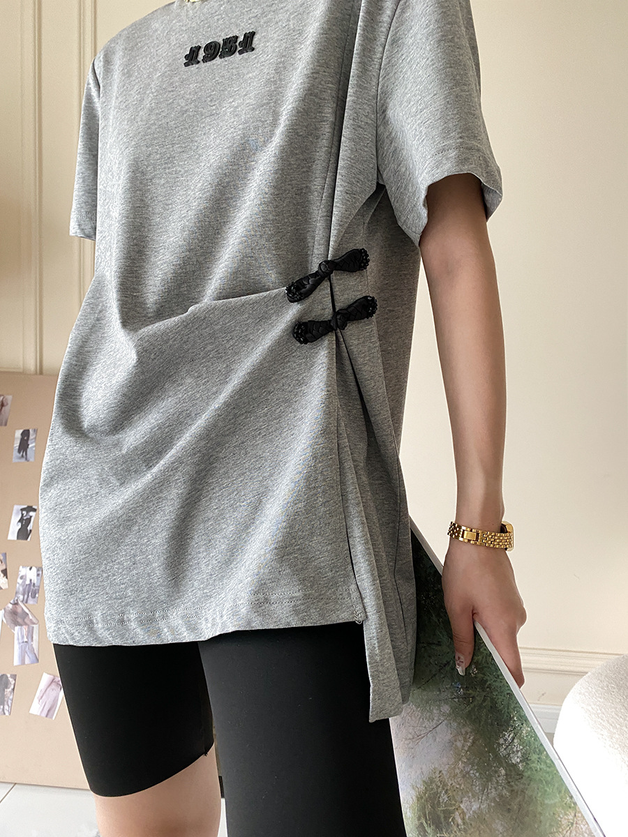 Sinan guoji plato hebilla bifón caída hombro manga camiseta mujer moda cool sentido de diseño verano 2022 nuevo SN1425 pic 18