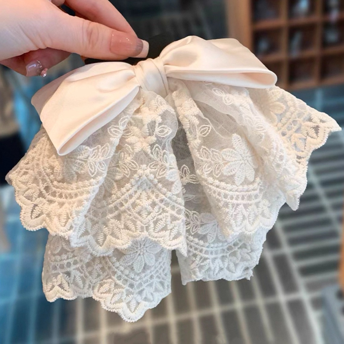 The new head accessories of the national trend series, such as bow hair clips, high-end satin multi-layered ponytail clips, semi-tied hair clips and hair accessories pic 7