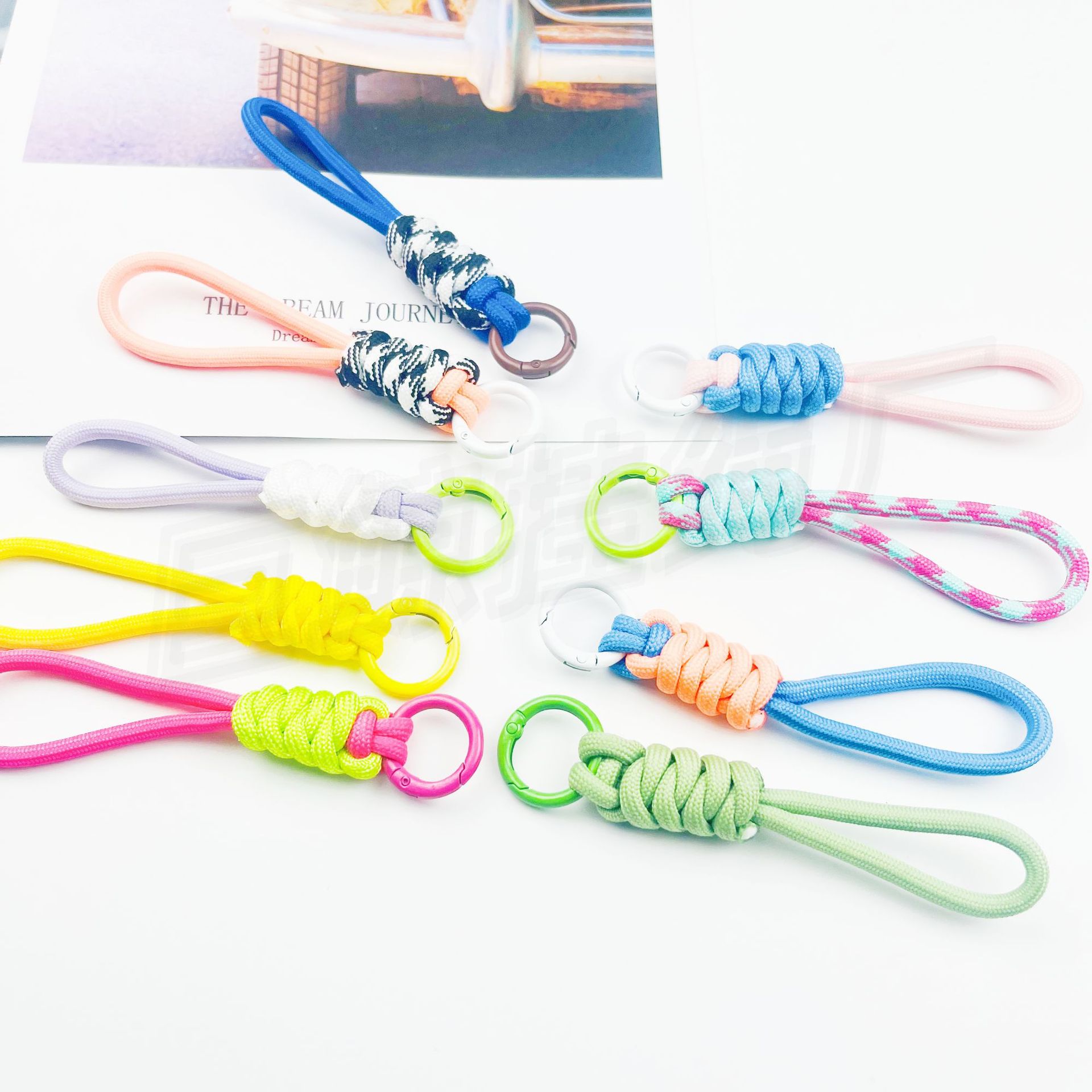 夺甲 TOLKA品牌编织手机挂绳糖果色迷你可拆打结钥匙扣短绳批发商详情3