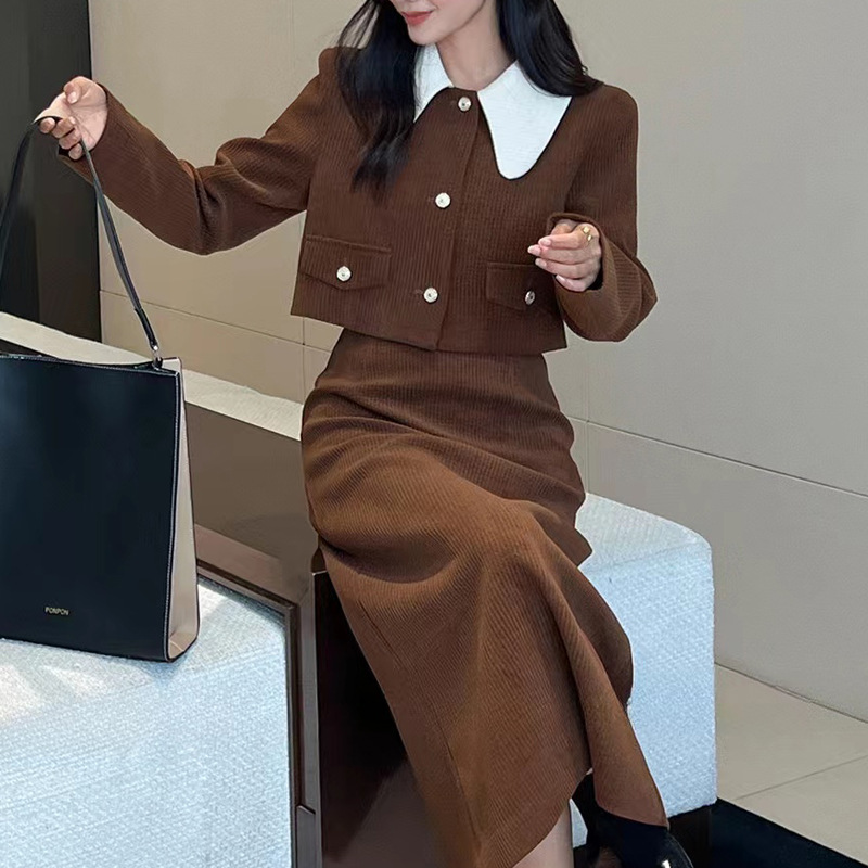 French-style elegant ladylike chanel-style woolen coat for women, a high-end look for autumn and winter, a short, retro and versatile top for petite women pic 8