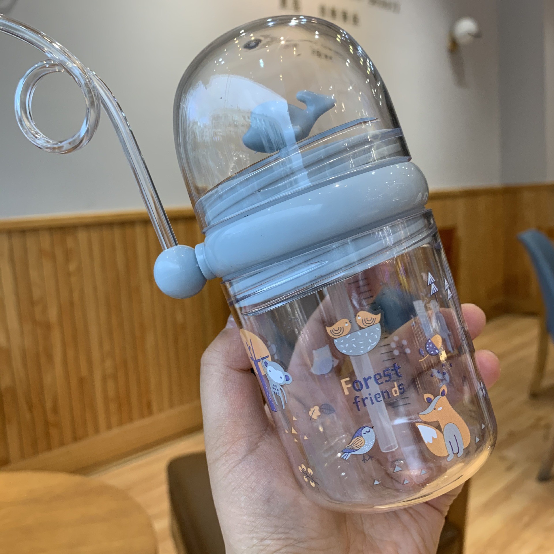 Whale spout cup student straw pic 3