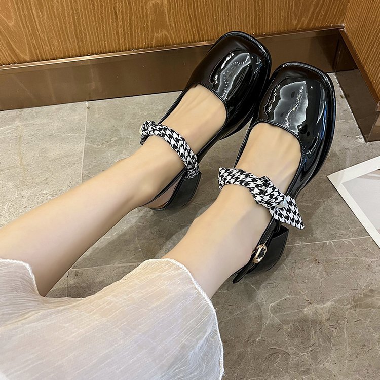 网红玛丽珍高跟女2024夏新款方头一字带后空粗跟仙女风包头凉鞋女详情12