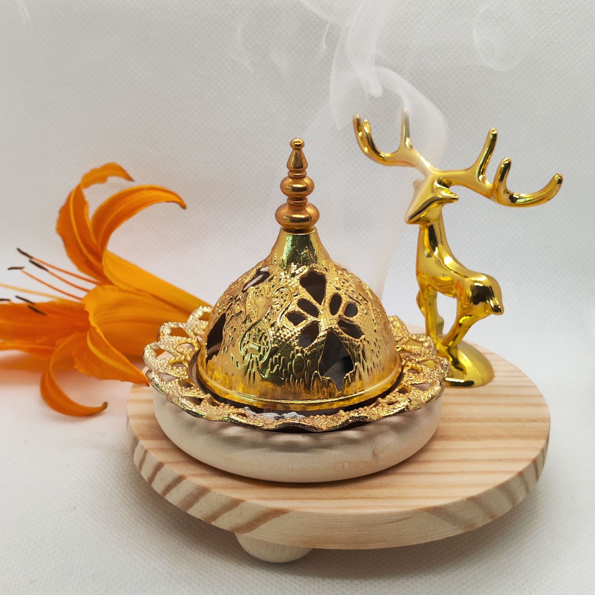 跨境创意中东阿拉伯木座金属站鹿金塔香炉厂家原创详情7