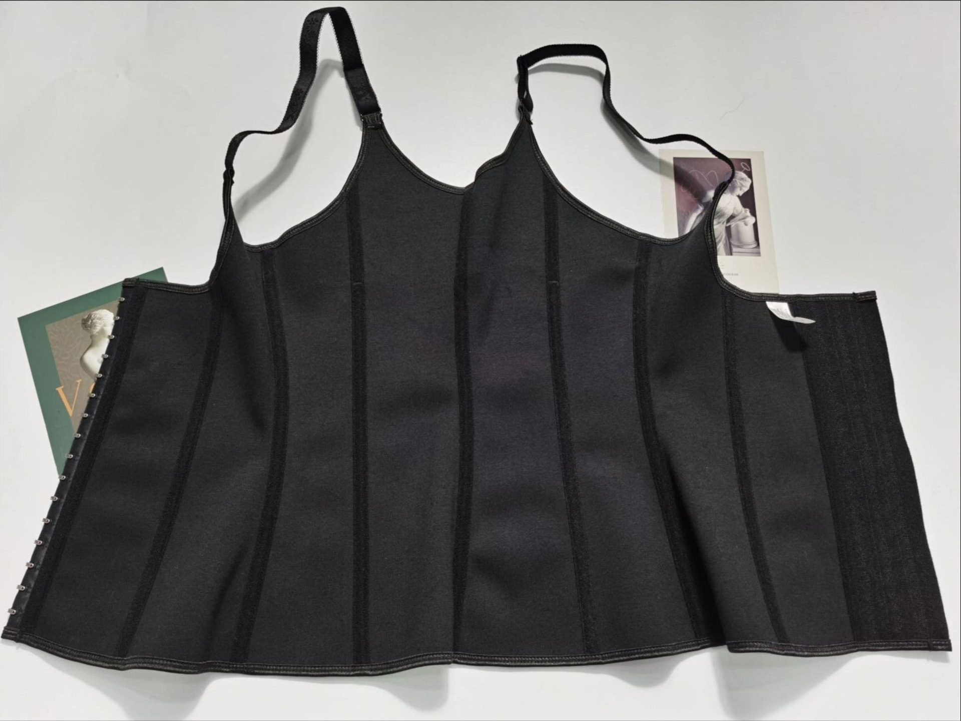 Cross-border exclusive three-layer 9-bone latex waist-cinching and belt-tightening body-shaping garment with rubber fine shoulder straps and waist seal pic 3
