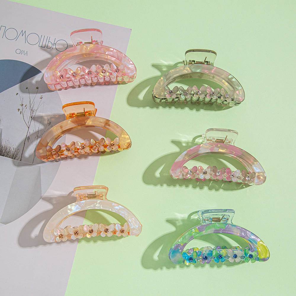 9cm medium-sized clipper flower hair clipper, three-leaf flower headwear, a new trendy diamond-encrusted hair clipper, iridesy acrylic clip pic 9