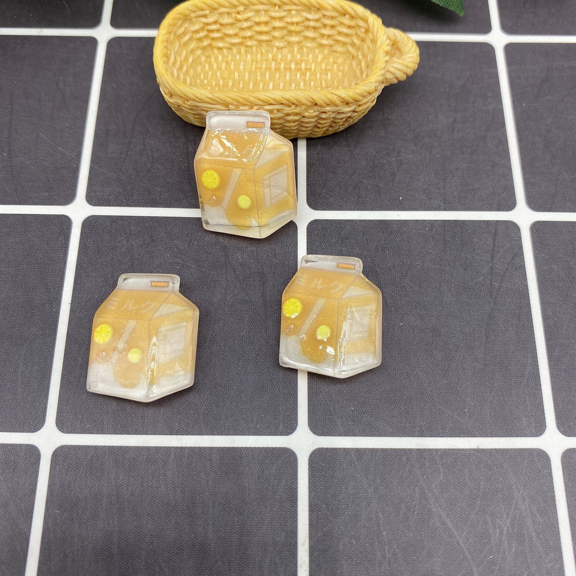 树脂配件饰品帽子贴片史莱姆内放DIY日韩风哑光笑脸厂家直销详情13