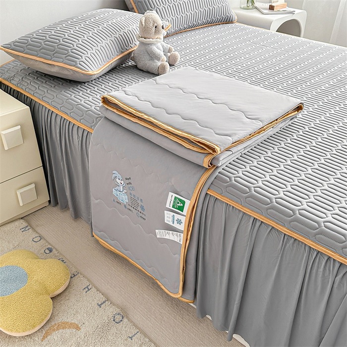 Thai solid-color cool silk latex bed skirt style cool mat four-piece set, air-conditioned quilt, soft cool mat, cool mat, summer cool quilt pic 8