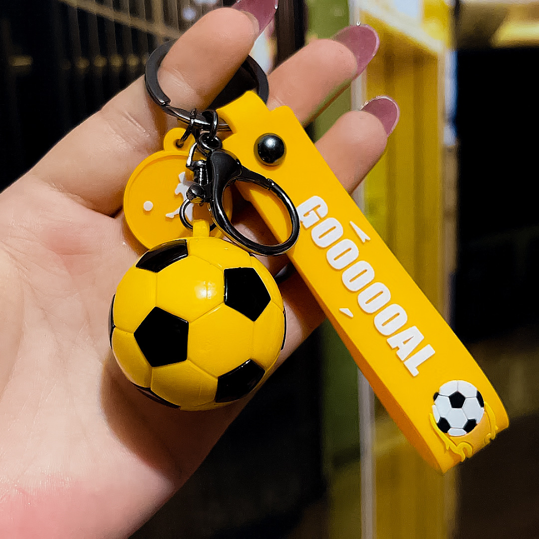 创意足球钥匙扣仿真迷你篮球挂件PVC软胶纪念品挂饰活动礼品批发详情17